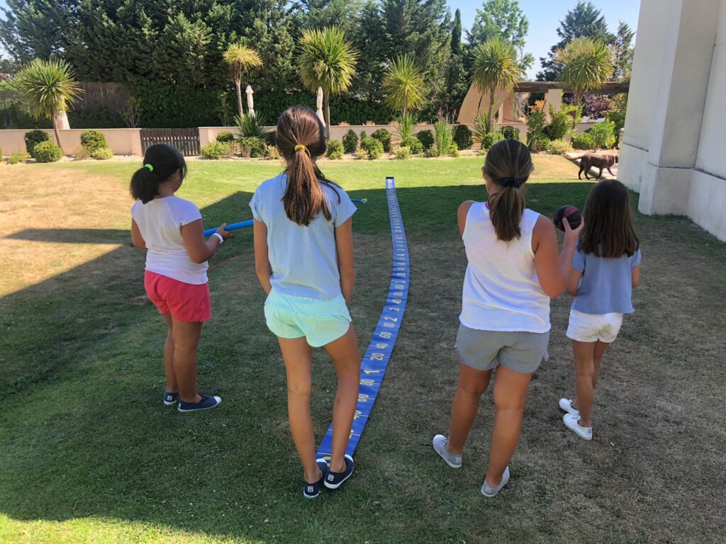 Campamento de verano 2023 con juegos