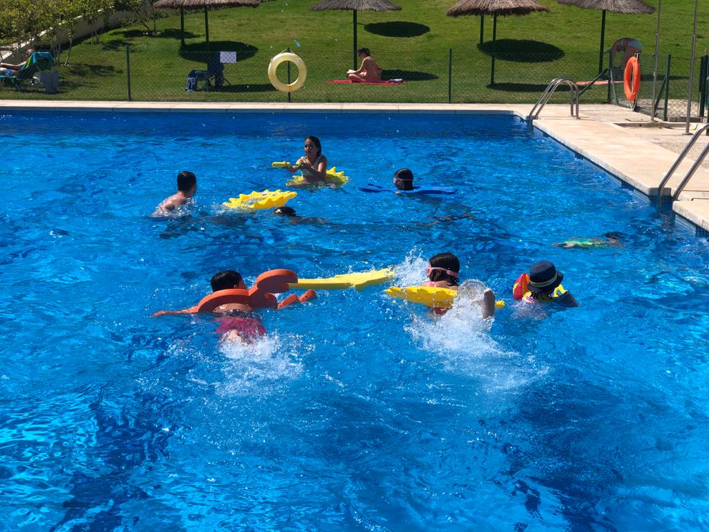 Campamento de verano 2023 con juegos acuaticos